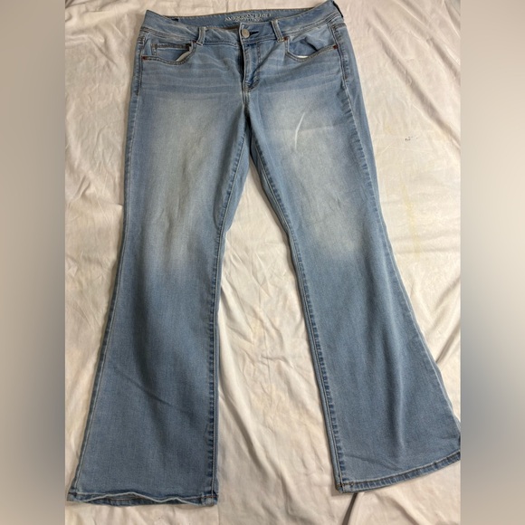 Denim - American Eagle Size 14 Short
